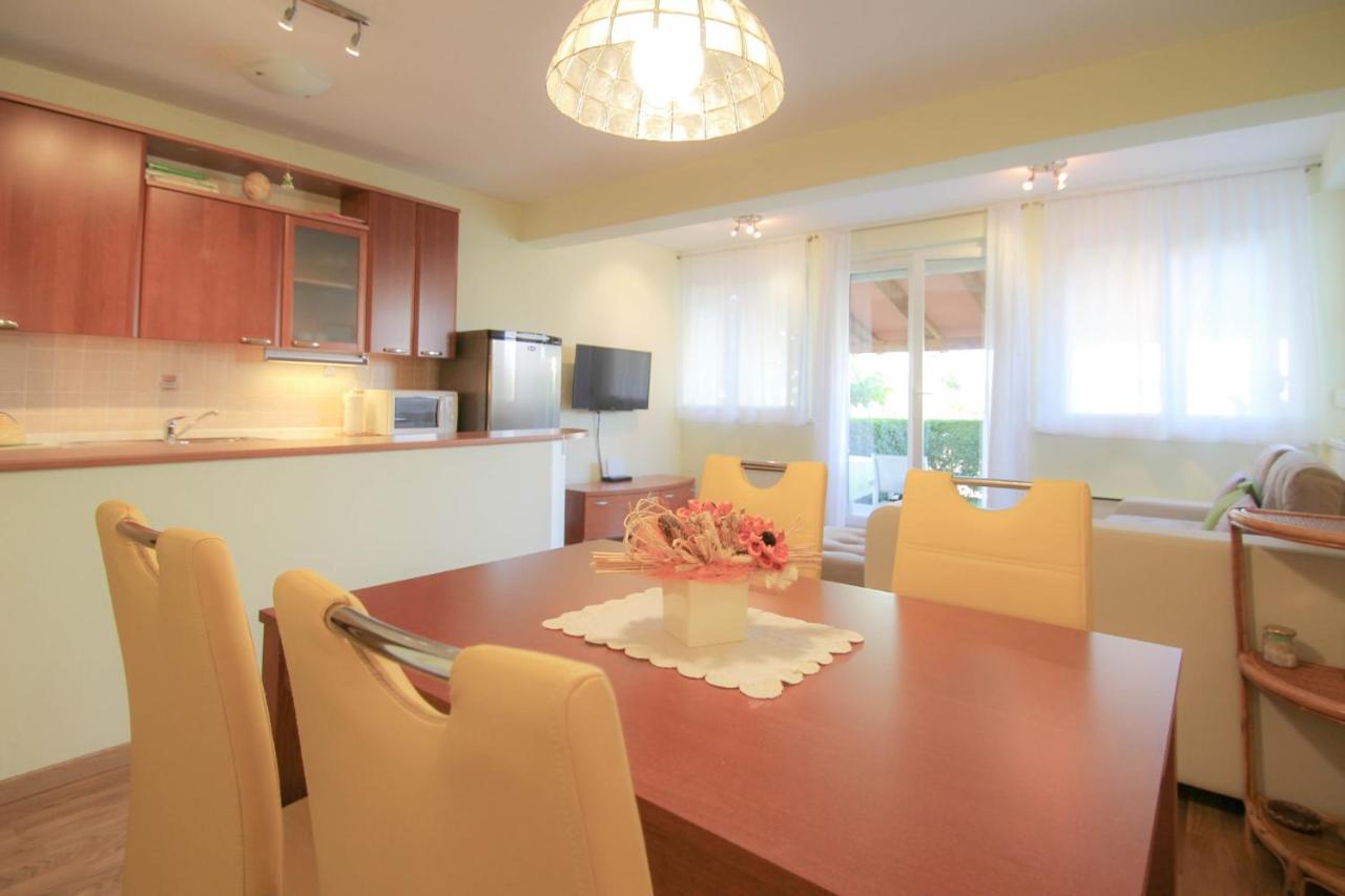 Apartamento Roko Novigrad Istria Exterior foto