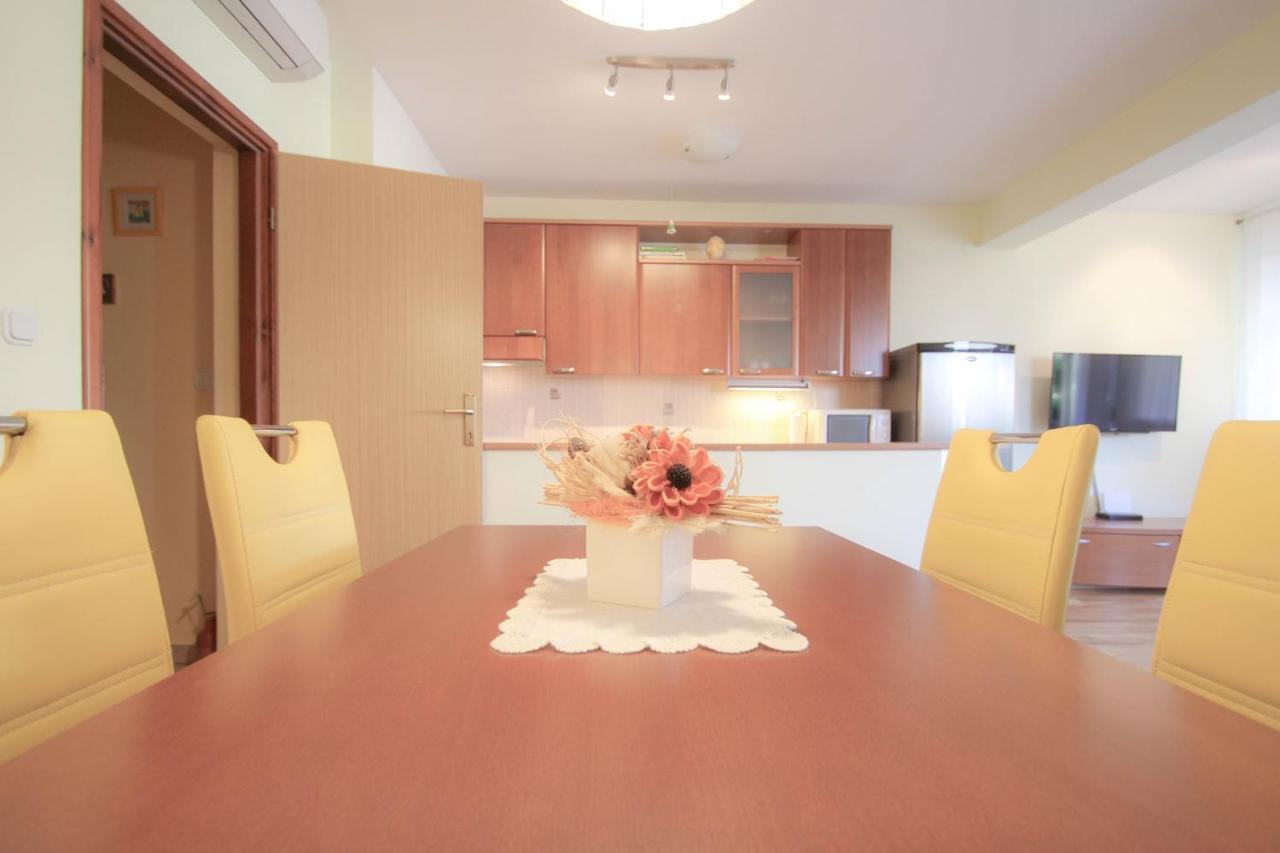 Apartamento Roko Novigrad Istria Exterior foto