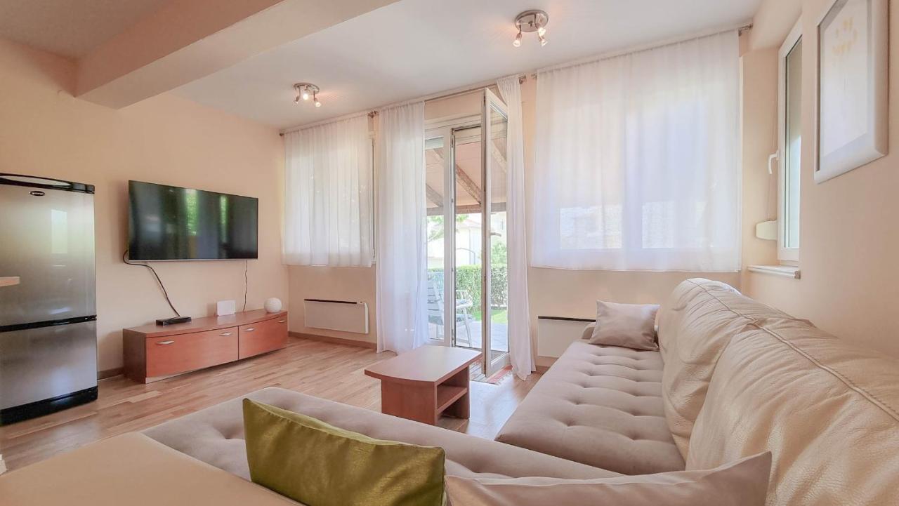 Apartamento Roko Novigrad Istria Exterior foto